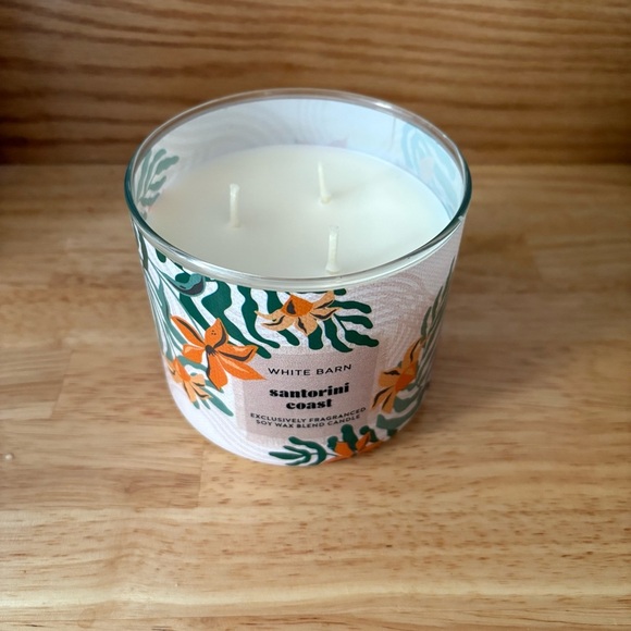 White Barn Bath & body Works Santorini Coast Candle - Picture 3 of 4